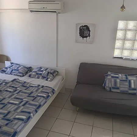 Apatmani Cricek * Vlašići
