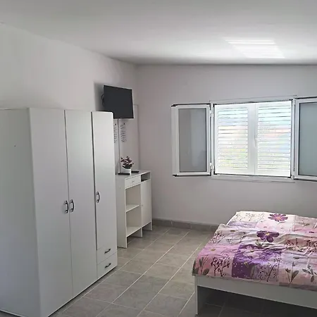 Apatmani Cricek Apartmán